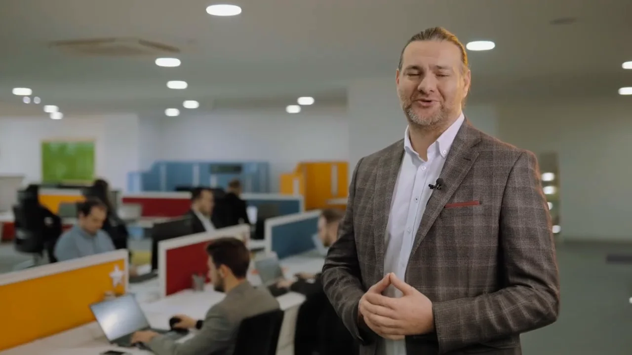 Rulomatik video: The Rulomatik Team